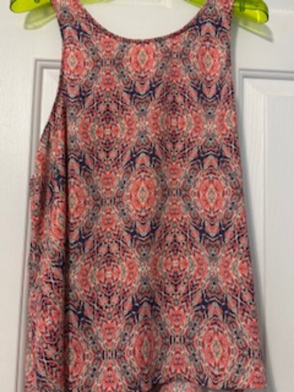 Xhilaration Sheer Paisley racerback tank L